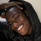 Busco ligar. Divertirme,. Soy muy alto