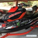 Mujer con cabeza i esperiencia.