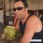 Chatear con Arturoaab de Francia