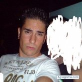 Pitufillo chico soltero en Madrid