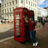 Trabajador. Busco chicas , jóvenes.