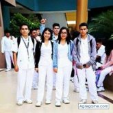 Mujeres dispuestas a todo. Alegre