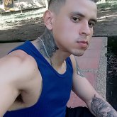 Mujer extrovertida
Amable. Amigable