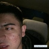 Busco ligar. Mujeres y trans. Una