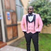 Busco conocer gente. Mujeres. Un tipo