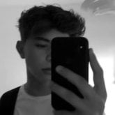 Busco ligar. Chicas. Extrvertido. Comer.