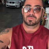 Mecanico. Busco mujer simpatica y