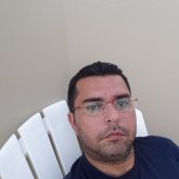 Comerciante. Busco conocer gente. Amigas