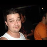 A un no lo se. Romántico y muy hablador