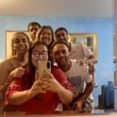 Mujeres solteras atractivas. Un poco muy