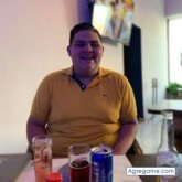 Busco pareja. Amigos. Fiestero. 🕺