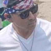 Agui3n con quien compartir mkmentos