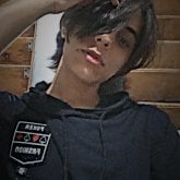 Busco pareja. 18 a 25 años.