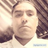 Busco pareja. Chicas. Una persona