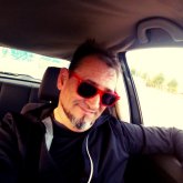 Chicas sensibles y guapa. Muy divertido