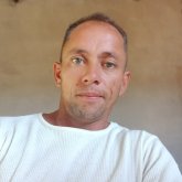 Busco conocer gente. Mujeres con buena