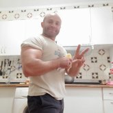 Estoi buscando mujeres. Un chico