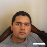 Encuentra Hombres solteros en Baños De Colina