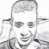 Busco ligar. Mujeres. Siempre feliz.