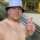 Hombres Solteros y Chicos Solteros en East Palo Alto