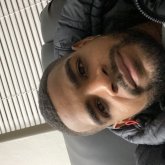 Mujeres 25 años. Soltero carismático.