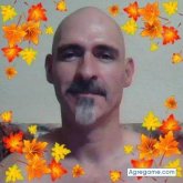 Busco hacer amistades. Amistad. Campo