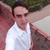 Busco pareja. Mujeres. Bien informado.