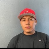 Mujer
La edad no define la madurez.