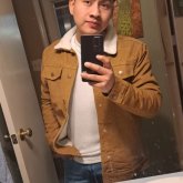 Estudiante. Busco mujeres. Soltero en