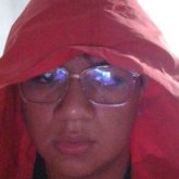 Busco una pareja. Soy soltero y eso.