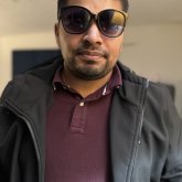 Bartender. Una chica en Usulutan. Alegre