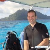 Busco pareja. Chica. Cariñoso. Deporte.