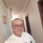 troner chico casado en Valencia