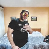 Salir  beber y pasar bien. 683125145