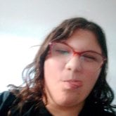 Alguien que de afecto y mimos. Estoy