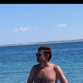 Empleado. Busco pareja. Solo mujeres.