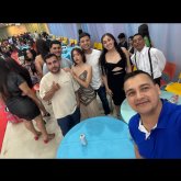 Mujer sería y cariñosa. Soltero sin