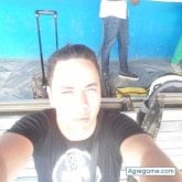 Profesor. Busco conocer gente. Busco