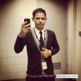 Trabajo. Busco pareja. Amistad.