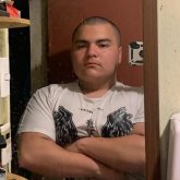 Busco ligar. Busco alguna persona para