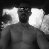 Trabajador. Algo serio o lo que surja.