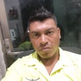 Busco ligar. Atrativo alegré. Futbol.