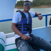 Estudiante. Busco pareja. Mujeres no