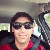 Busco pareja. Love. Perque no. La vida.