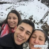 Busco: Conocer gente simpáticaMe defino: Cariñosa