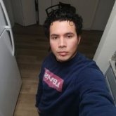 Empleado. Busco pareja.