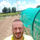 Trabajando. Busco pareja.