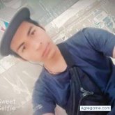 Busco conocer gente. Solo chicas. Una