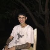 Estudiante. Busco ligar. Relación larga