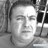 JUANITU chico separado en Sevilla